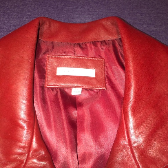 Red leather jacket - Picture 2 of 3